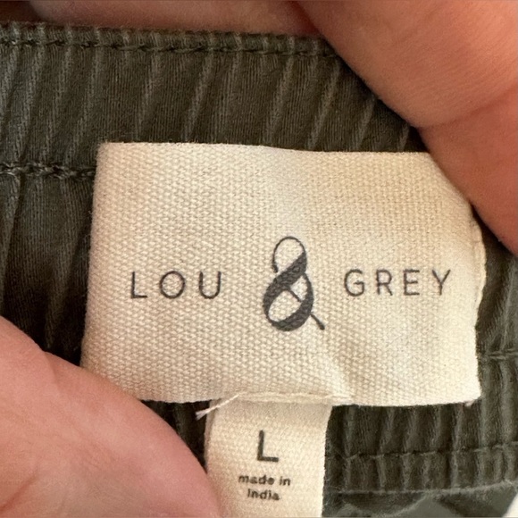 Lou & Grey Olive Green Women's Shorts 🌴☀️ - Picture 6 of 9